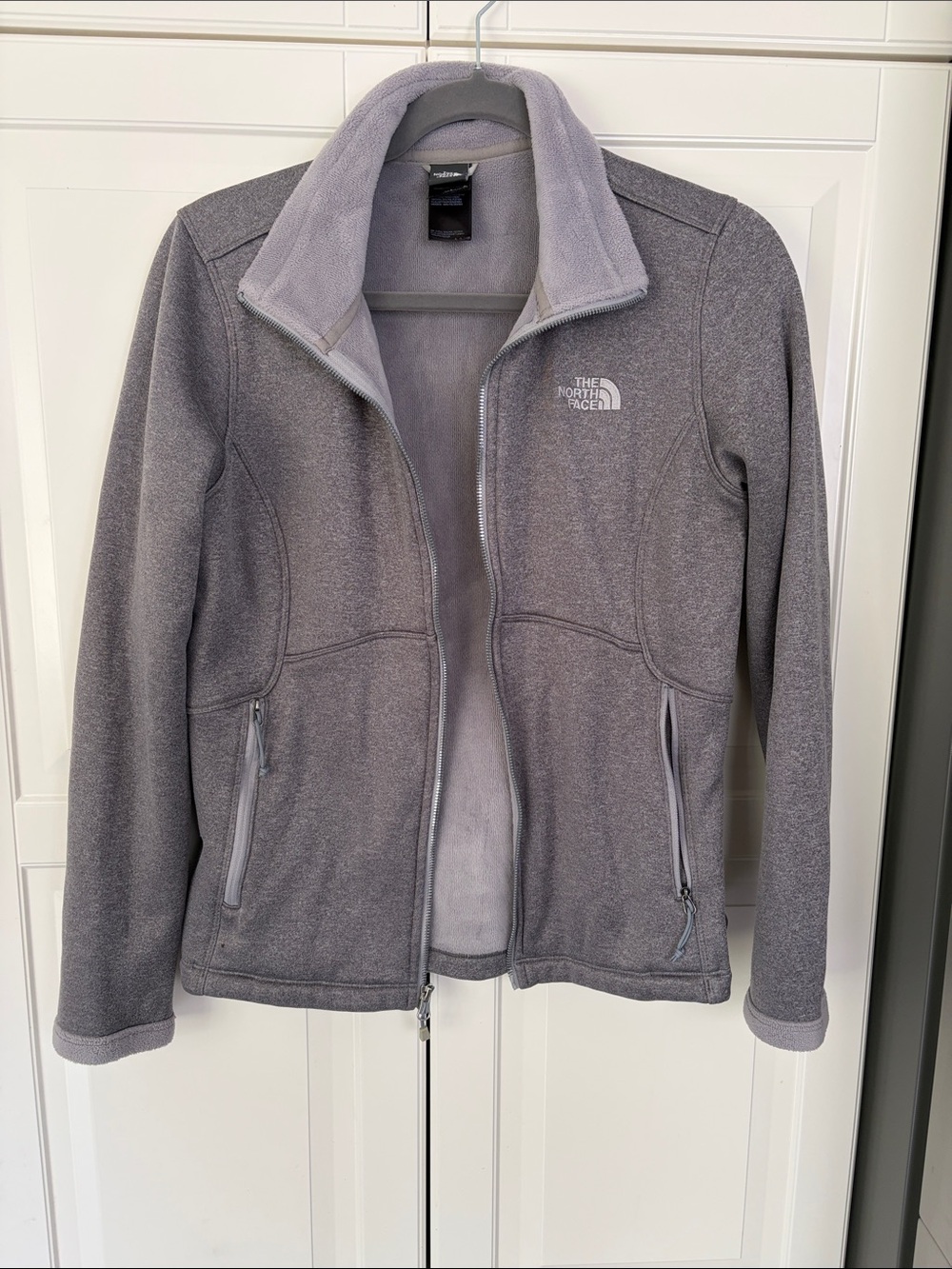 The North Face Women's Heather Gray Teddy Fleece Jacket